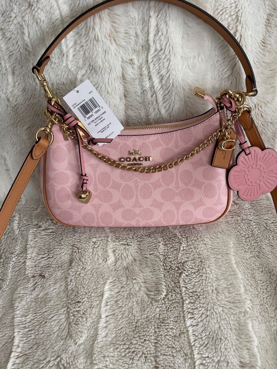 Coach Teri Shoulder Bag In Signature Canvas With Charms. Powder pink/ Gold - Picture 2 of 9